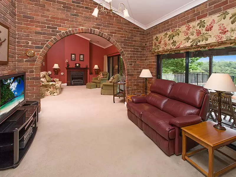 19 Otaki Place, St Ives Chase Sold by Aurora Property - image 6