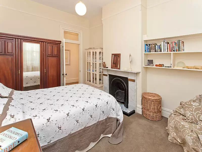 70 Spit Road (enter From Hordern Lane), Mosman Sold by Aurora Property - image 7