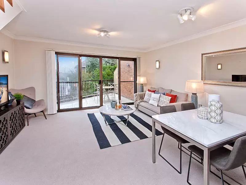 5/7 Reed Street, Cremorne Sold by Aurora Property - image 1