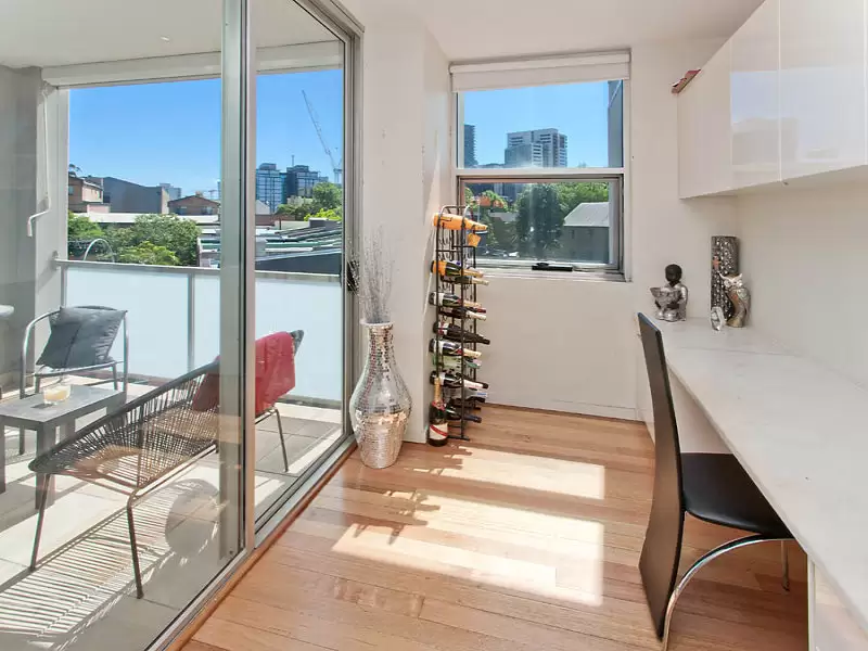 7/135 Abercrombie Street, Chippendale Sold by Aurora Property - image 5