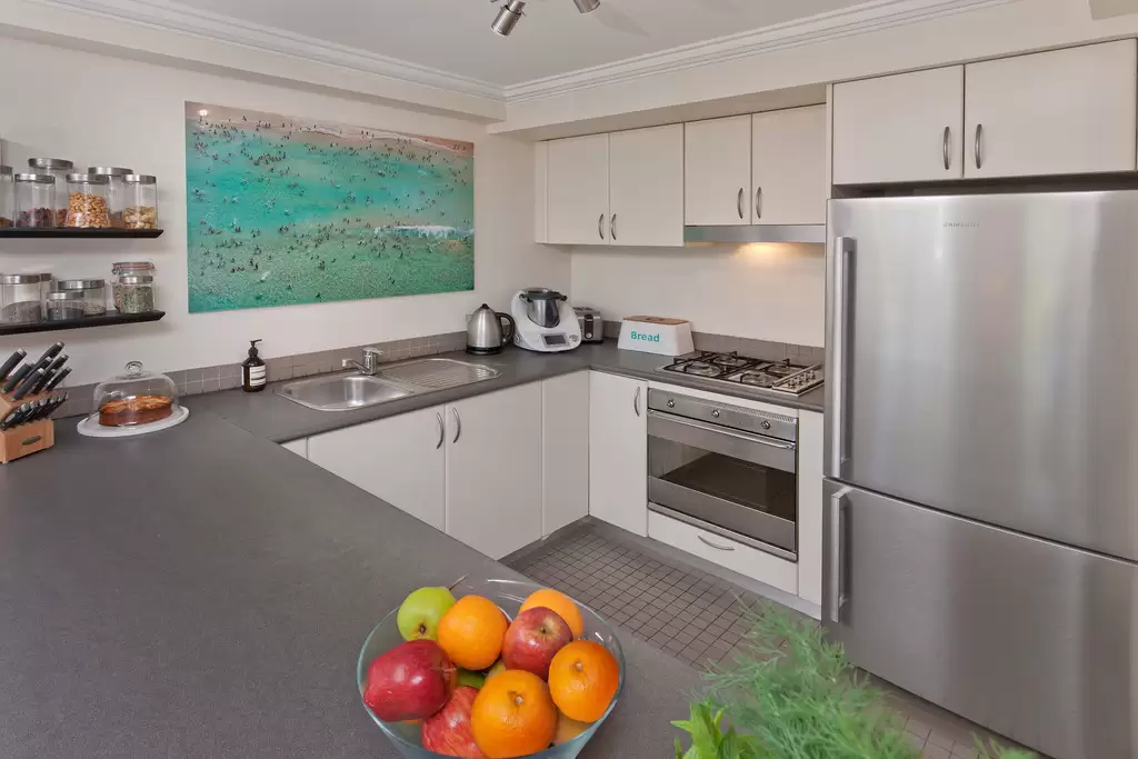 202/2 Macpherson Street (Cnr Parraween St), Cremorne Sold by Aurora Property - image 7