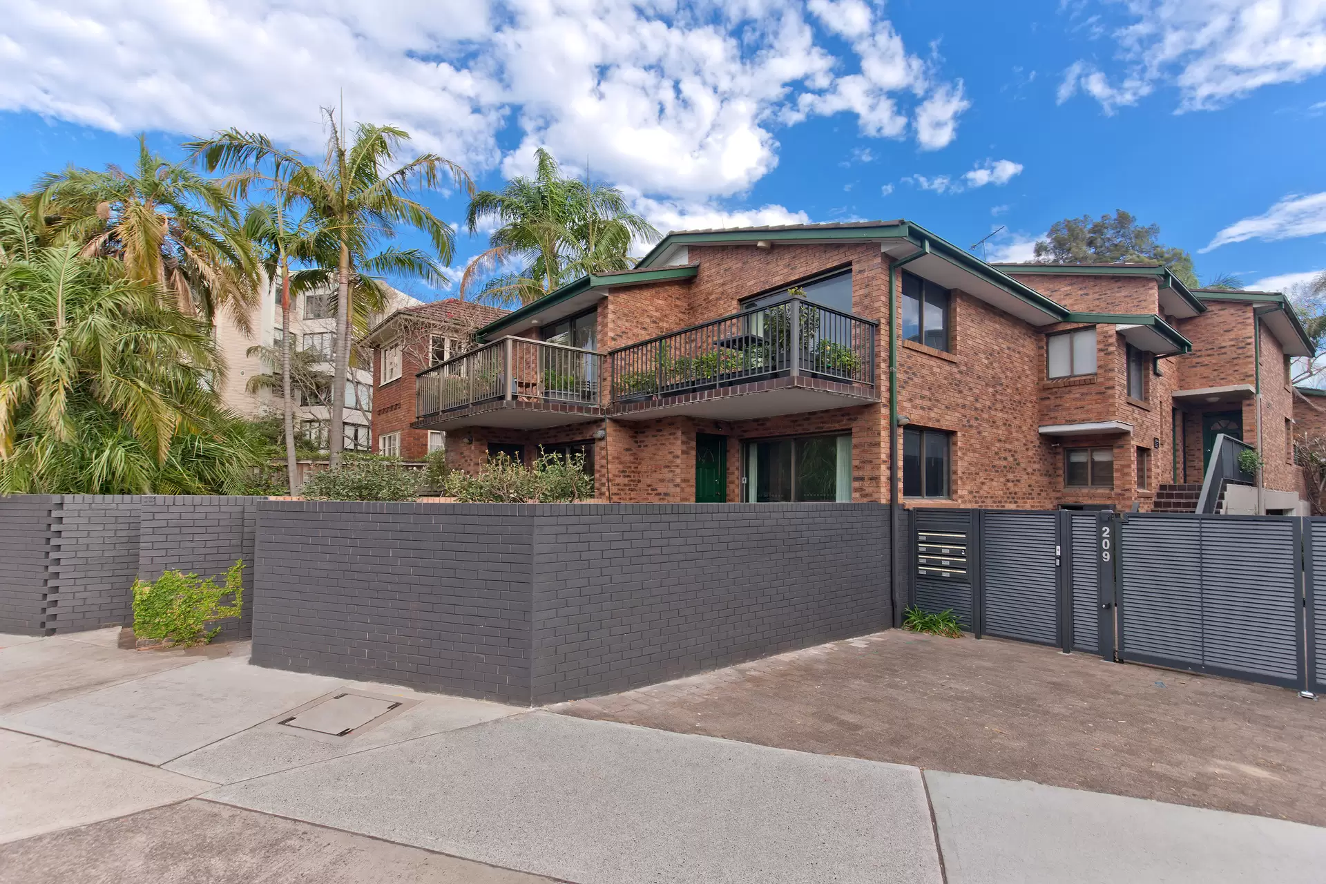 1/209 Military Road, Cremorne Sold by Aurora Property - image 13