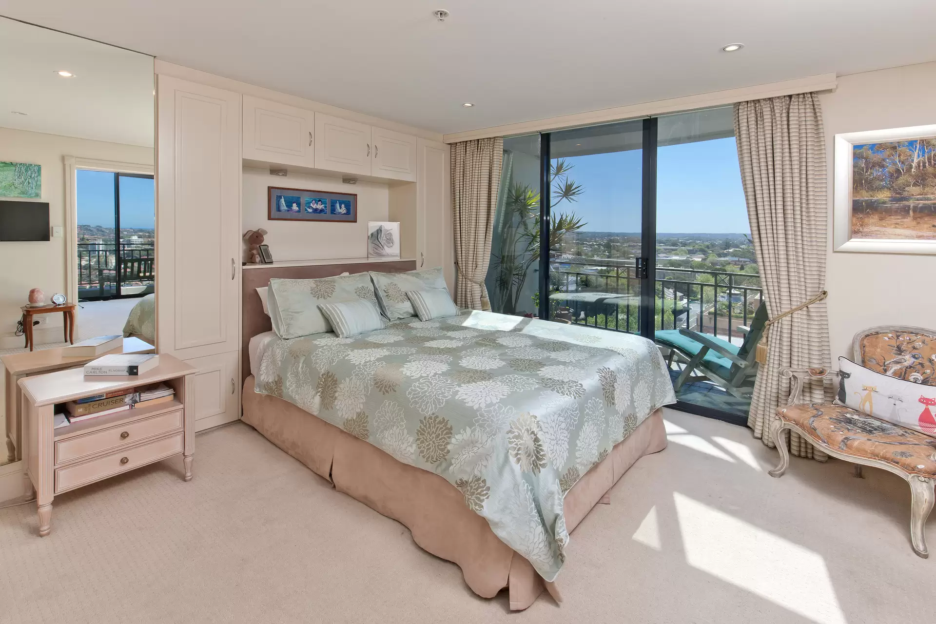 97/237 Miller Street, North Sydney Sold by Aurora Property - image 8