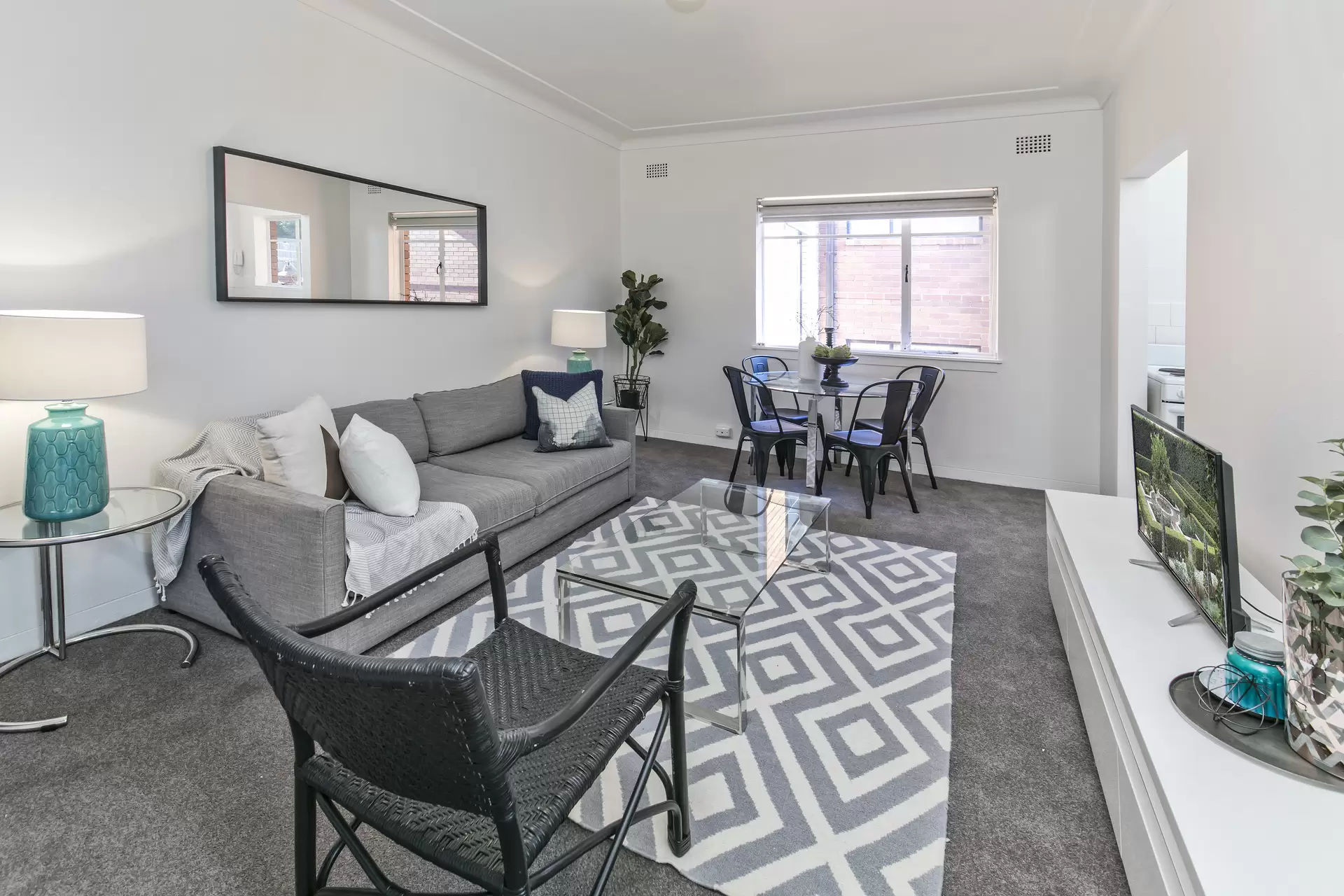 17/341 Alfred Street (Just Off Darley Street), Neutral Bay Sold by Aurora Property - image 6