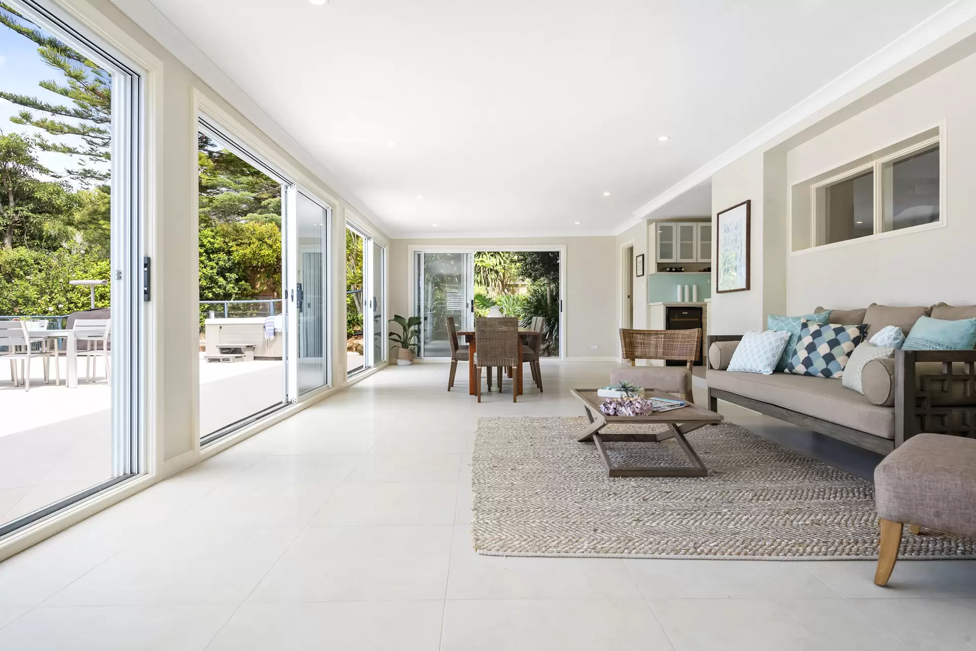 55 The Esplanade, Frenchs Forest Sold by Aurora Property - image 1