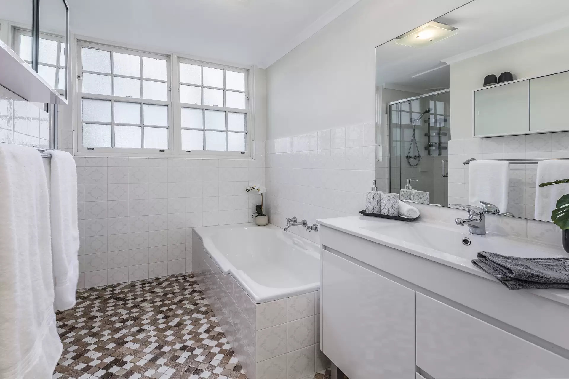 4/2-12 Llewellyn Street, Lindfield Sold by Aurora Property - image 8