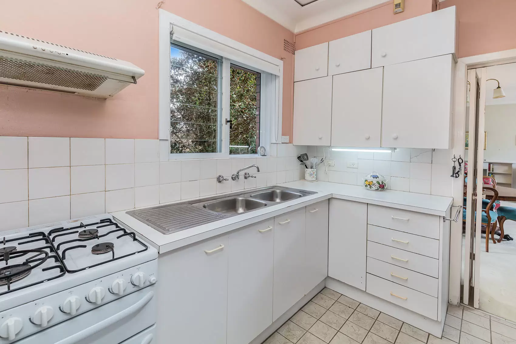 9 Heights Crescent, Middle Cove Sold by Aurora Property - image 8