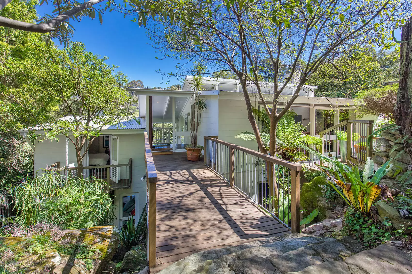 78 The Bulwark, Castlecrag Sold by Aurora Property - image 1
