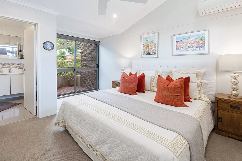 8/41-45 Lower Bent Street, Neutral Bay Sold by Aurora Property - image 7