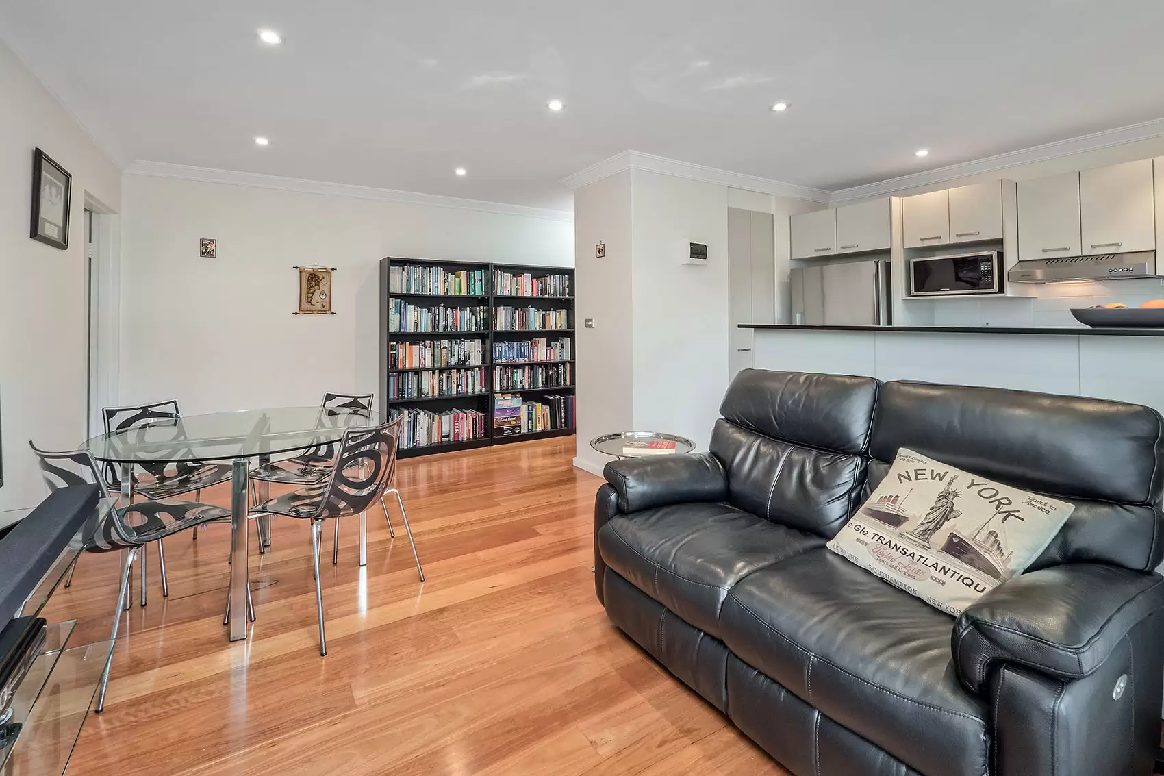 18/26-28 Eaton Street, Neutral Bay Sold by Aurora Property - image 5