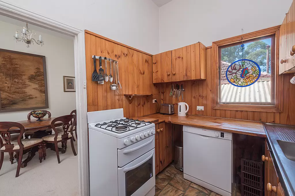 7 Morden Street, Cammeray Sold by Aurora Property - image 5