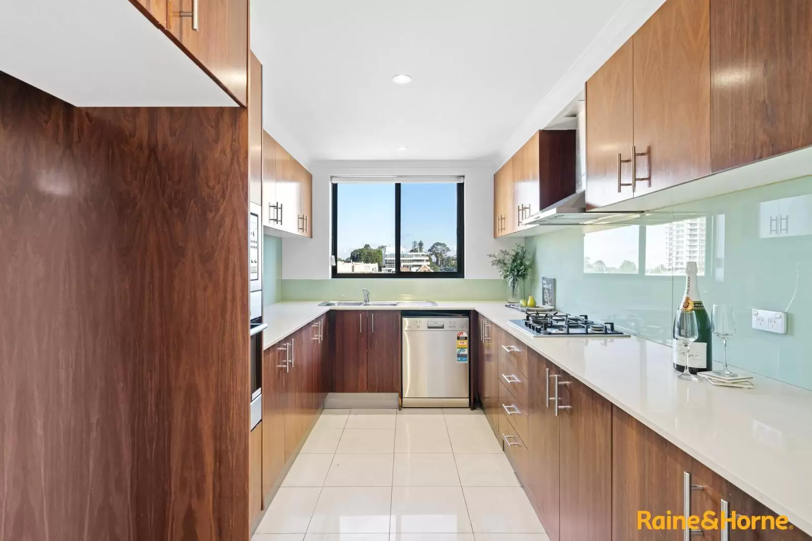 608/76 Rawson Street, Epping Sold by Aurora Property - image 5