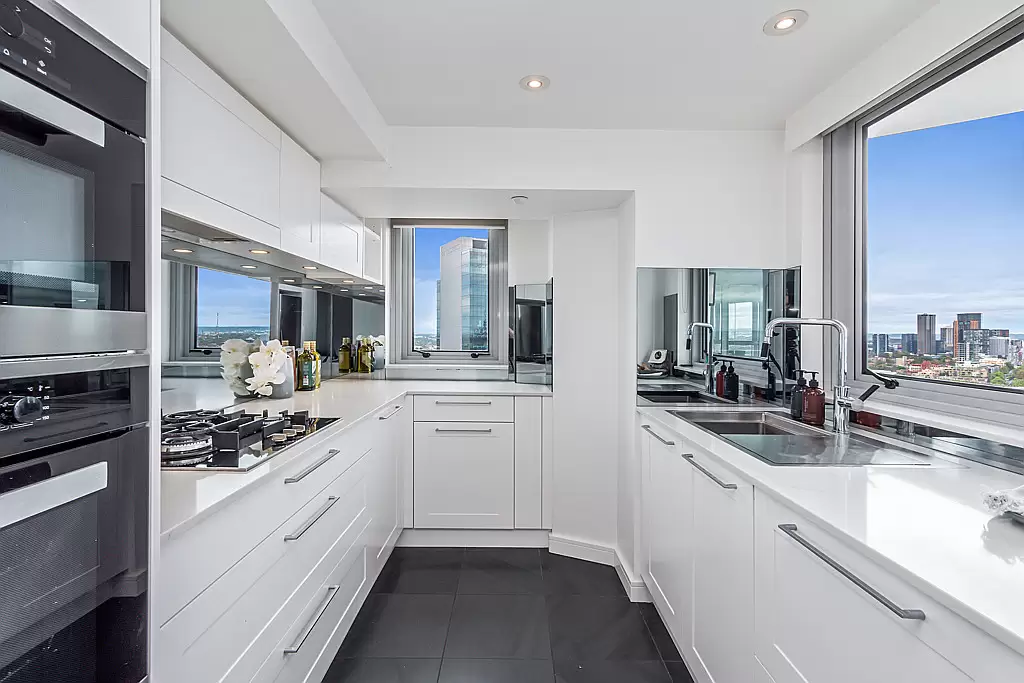 3302/79-81 Berry Street, North Sydney Sold by Aurora Property - image 7