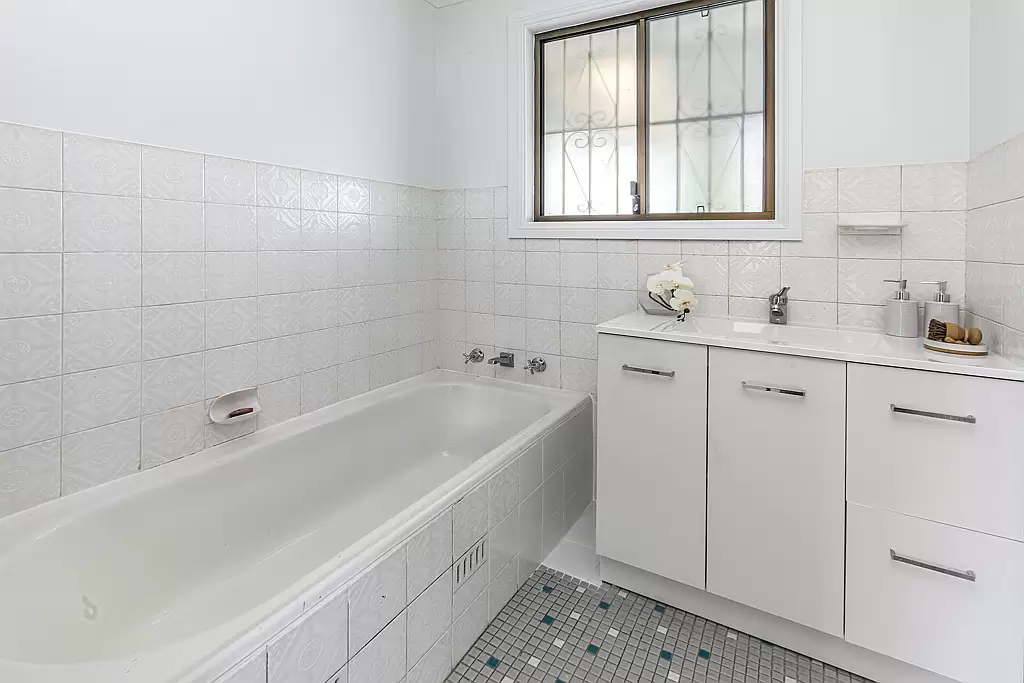 Tennyson Point Sold by Aurora Property - image 13