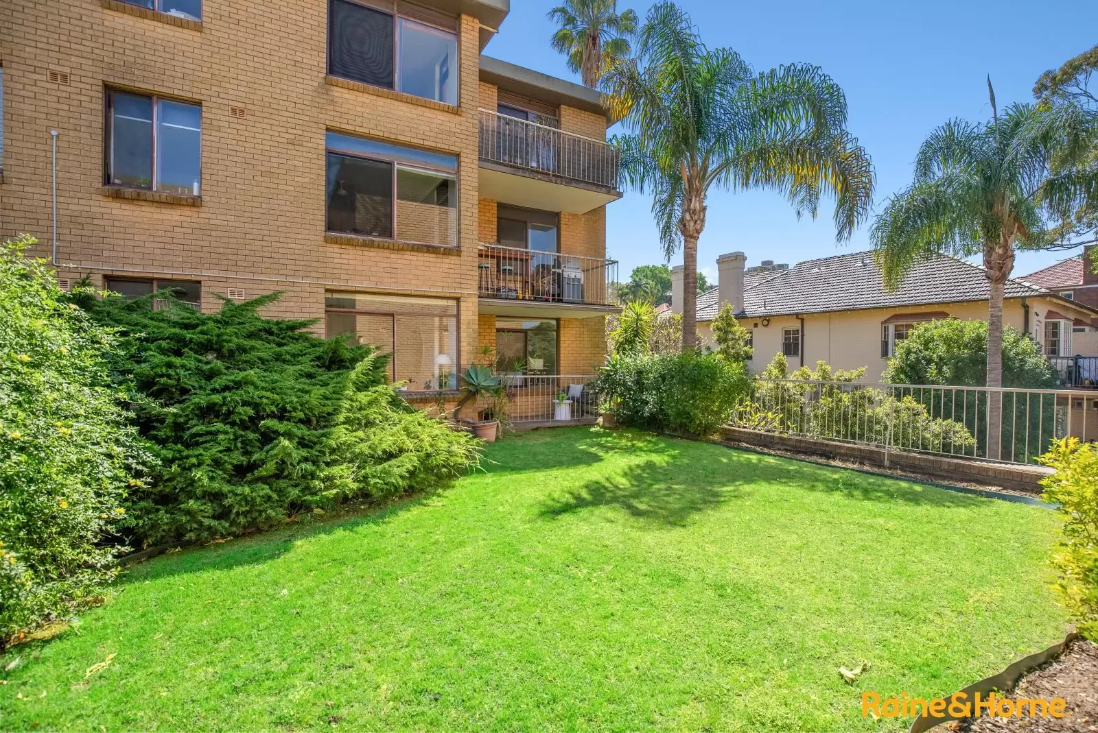 1/11-15 Ben Boyd Road, Neutral Bay Sold by Aurora Property - image 10