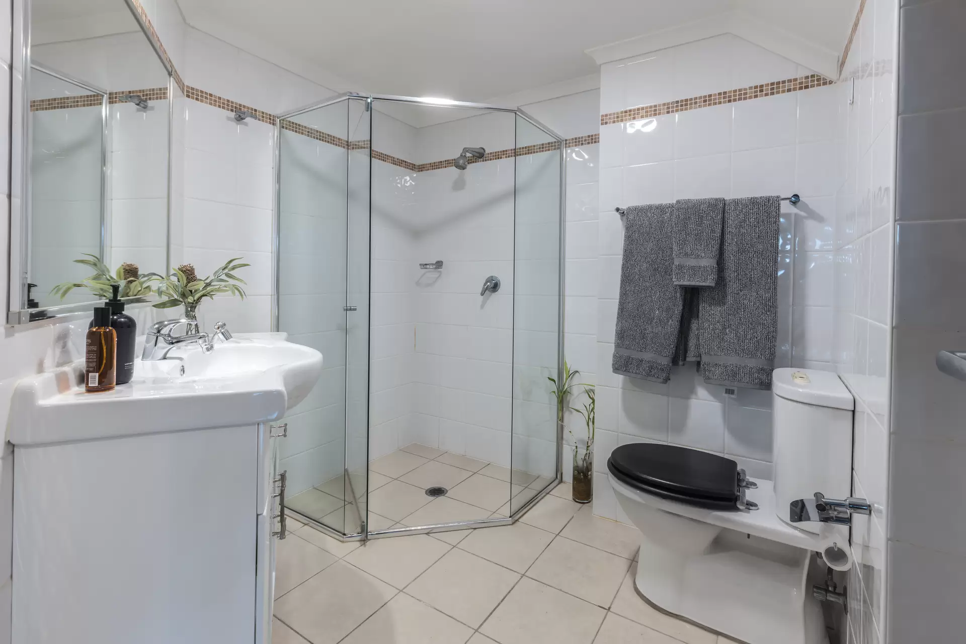 40/114-116 Cabramatta Road, Cremorne Sold by Aurora Property - image 11