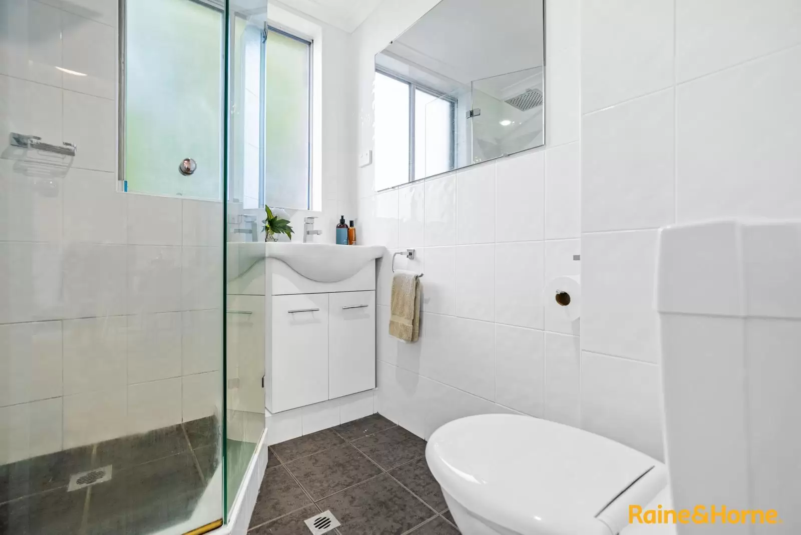 7/170 Ben Boyd Road, Neutral Bay Sold by Aurora Property - image 5
