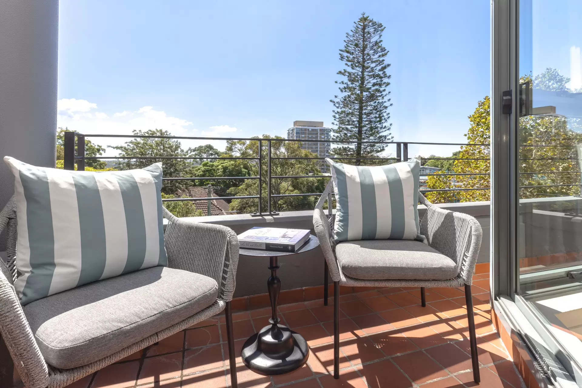 202/2 Macpherson Street, Cremorne Sold by Aurora Property - image 3