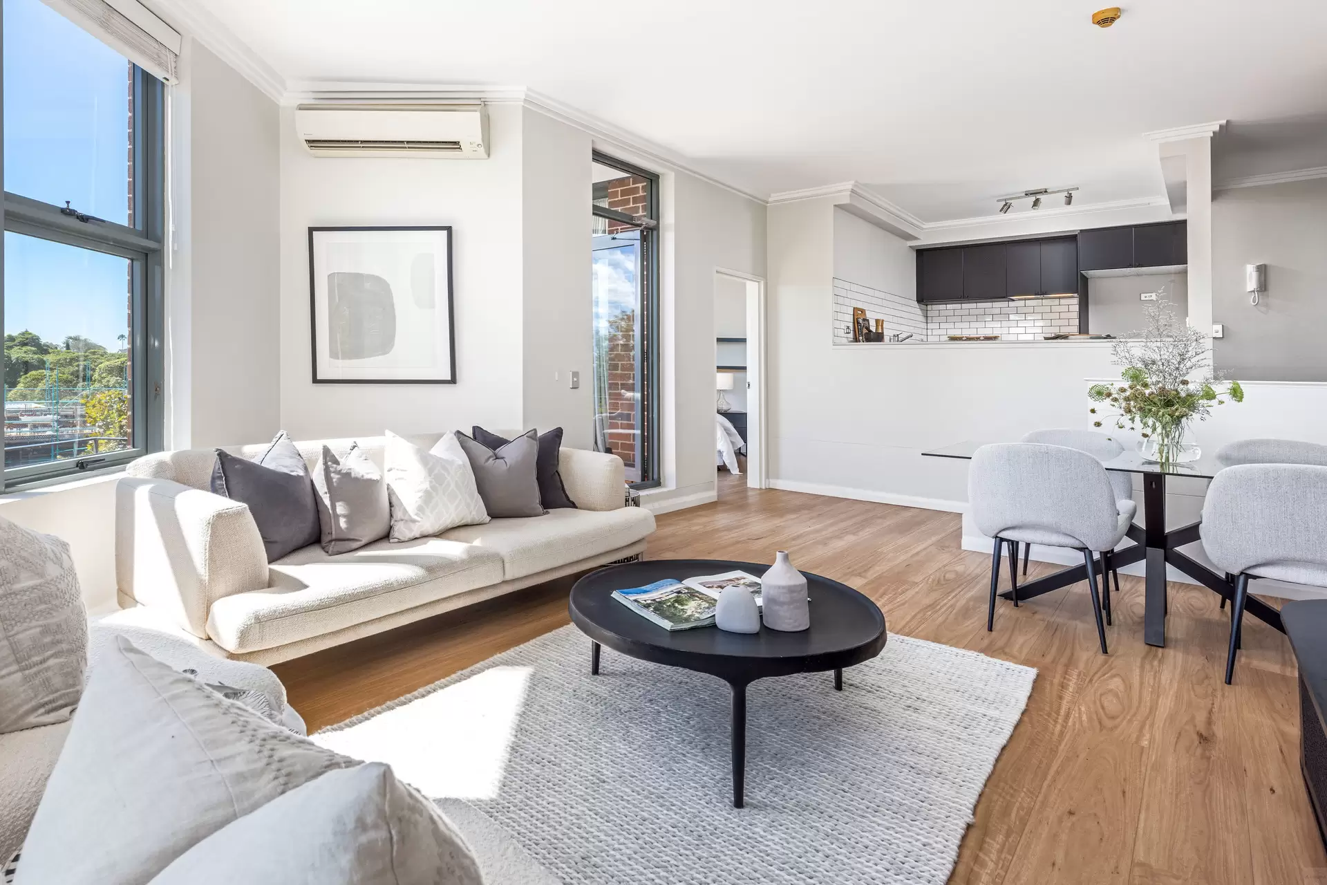 202/2 Macpherson Street, Cremorne Sold by Aurora Property - image 2