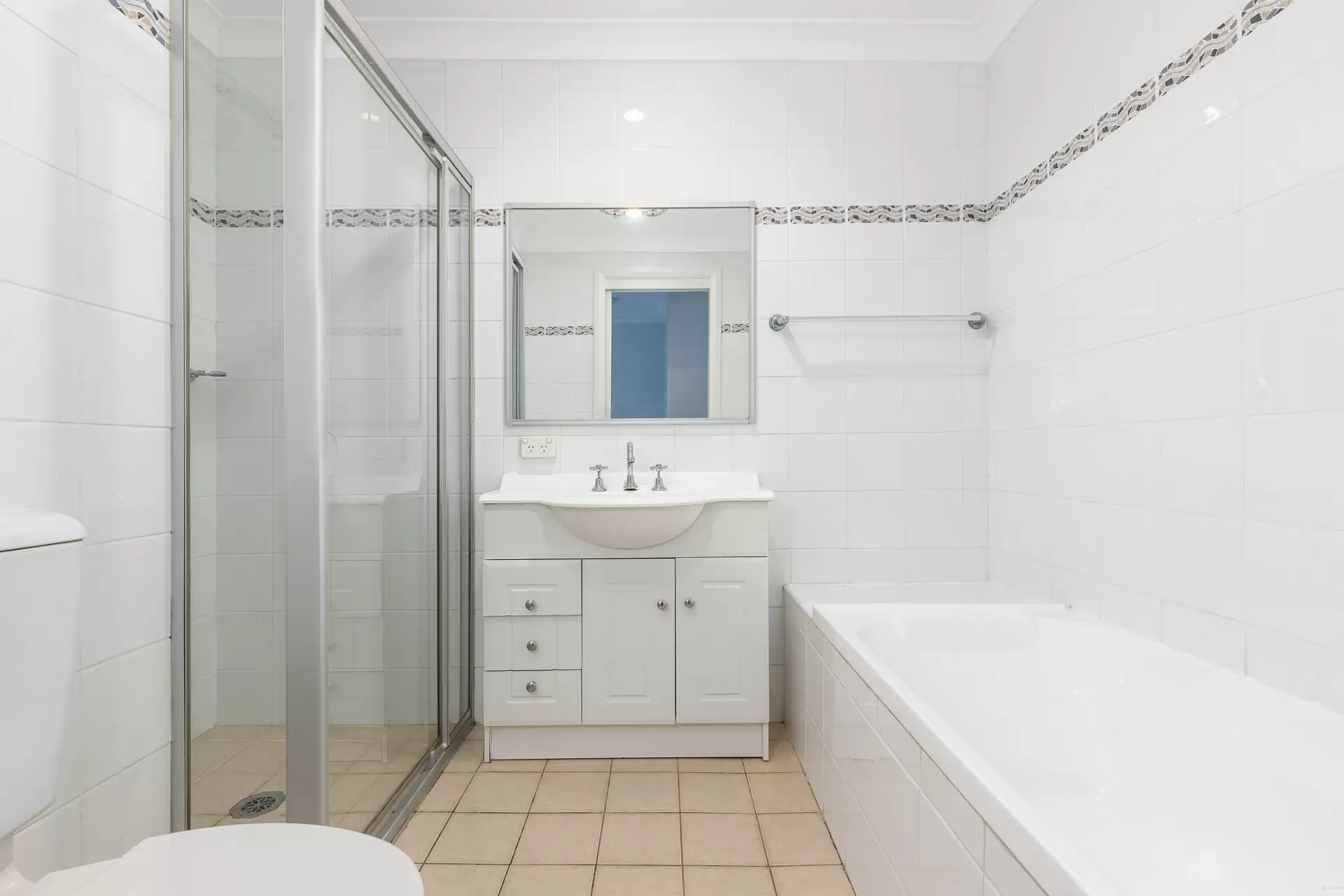 10/20 Essex Street, Epping For Lease by Aurora Property - image 4