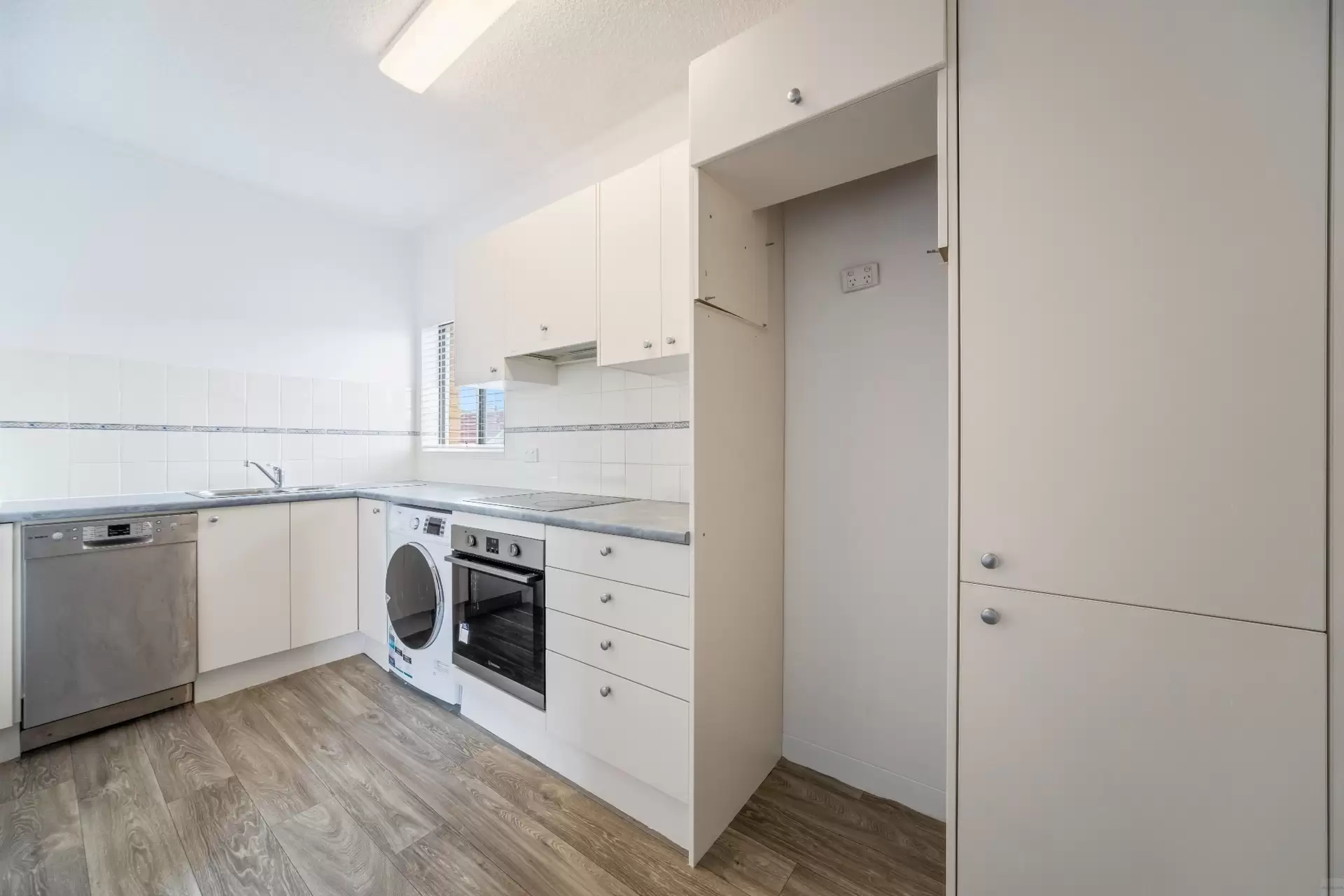 18/19 Shirley Road, Wollstonecraft For Lease by Aurora Property - image 5