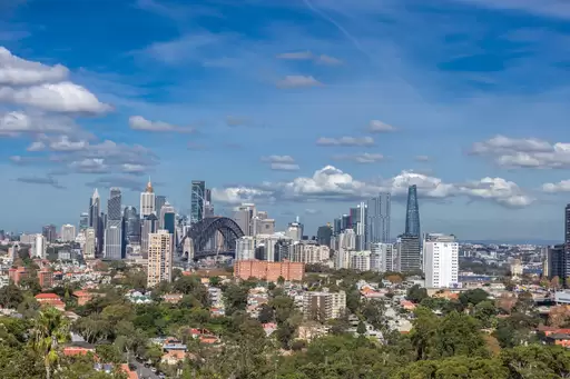 16/88 Bent Street, Neutral Bay Auction by Aurora Property
