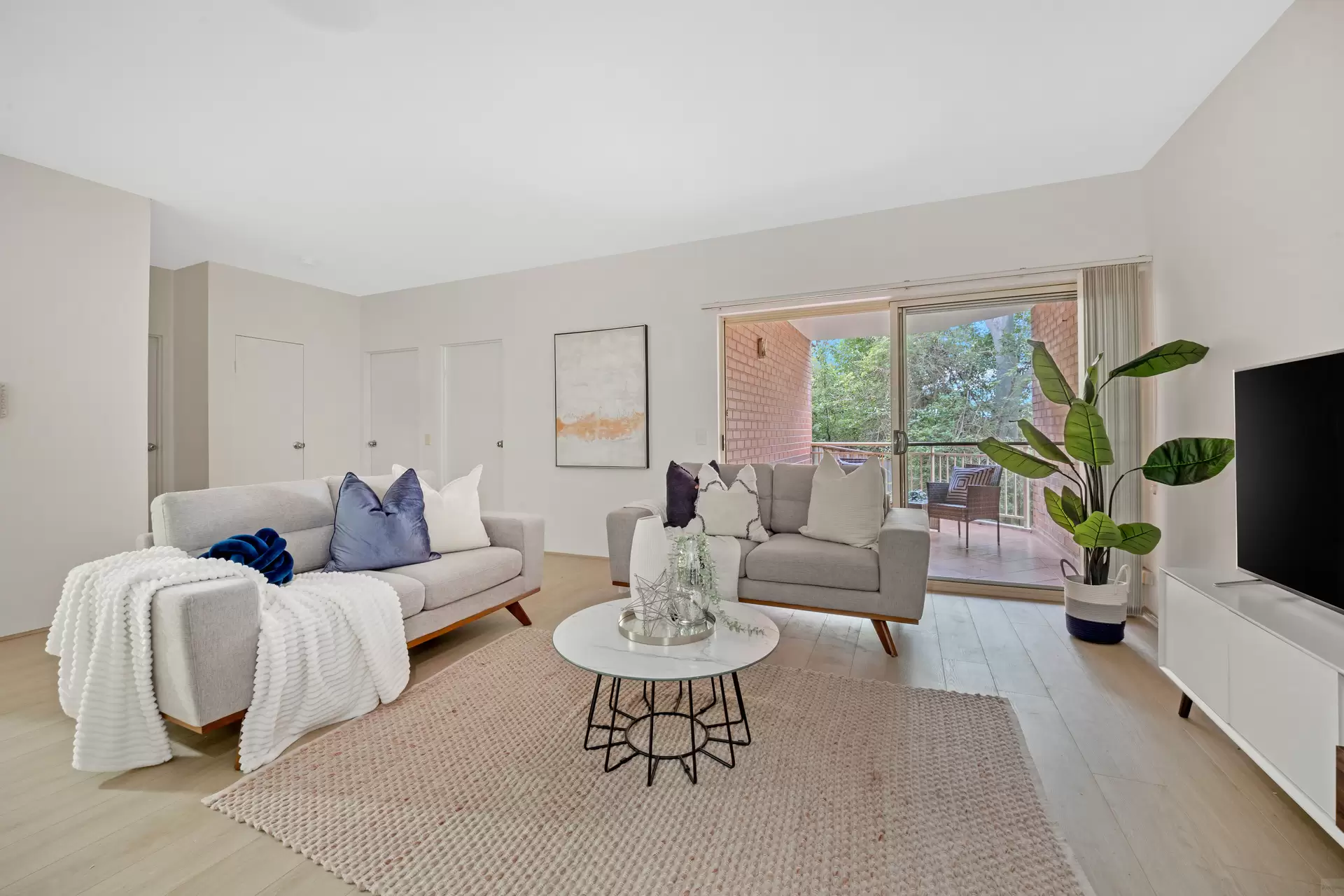 84/94-116 Culloden Road, Marsfield Auction by Aurora Property - image 3
