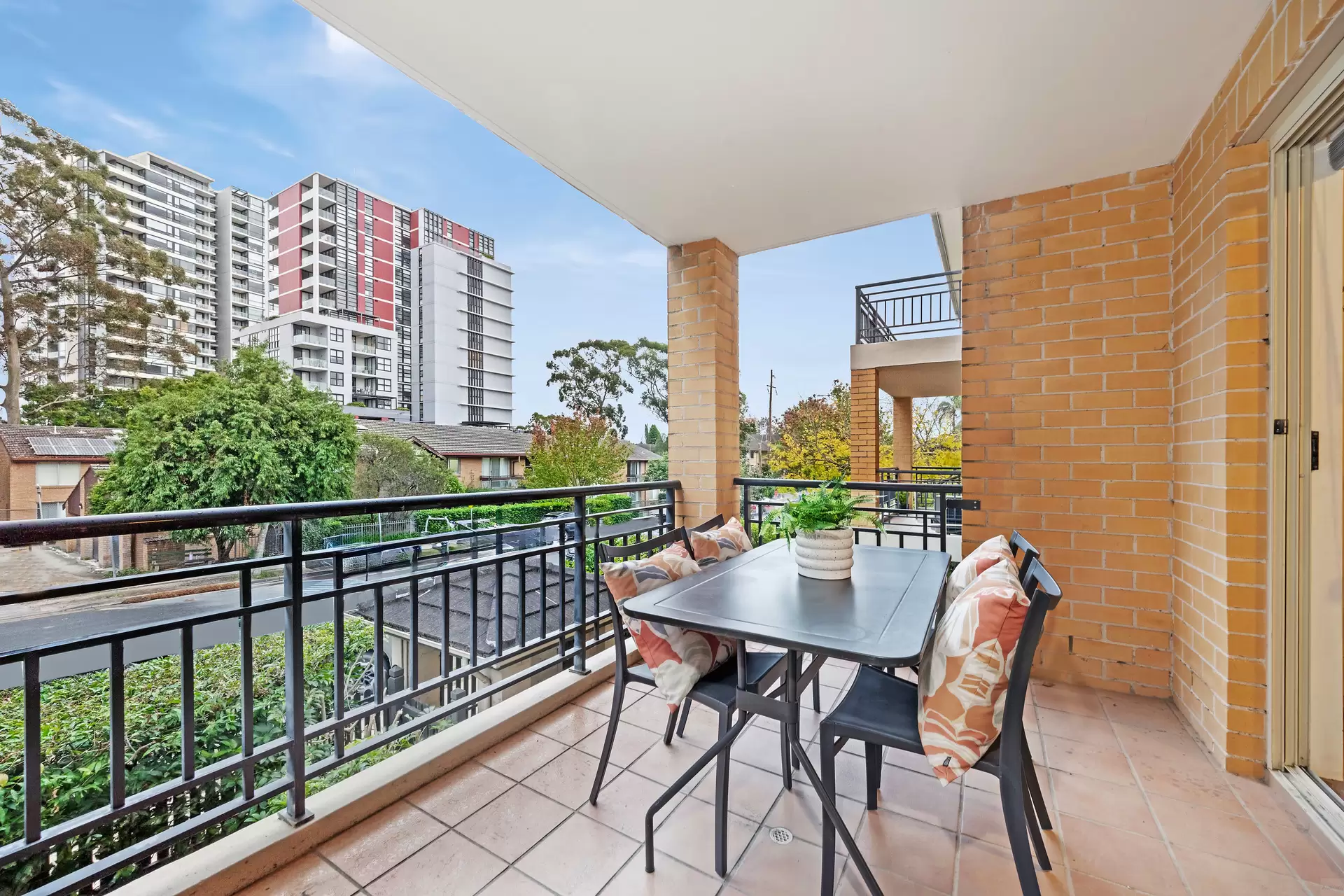 27/52-56 Oxford Street, Epping Auction by Aurora Property - image 6