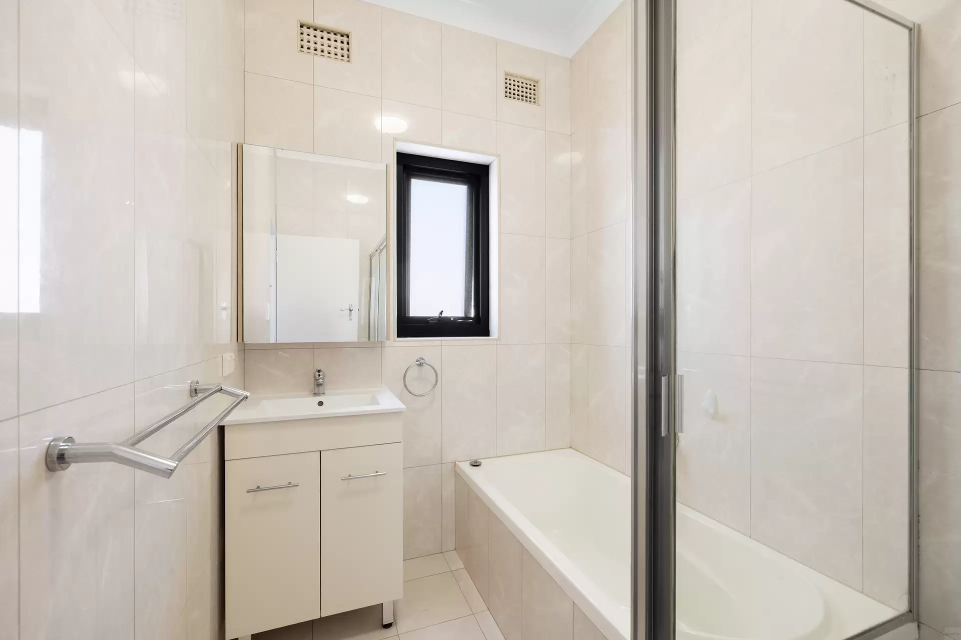 2/16 Ellalong Road, Cremorne For Lease by Aurora Property - image 4