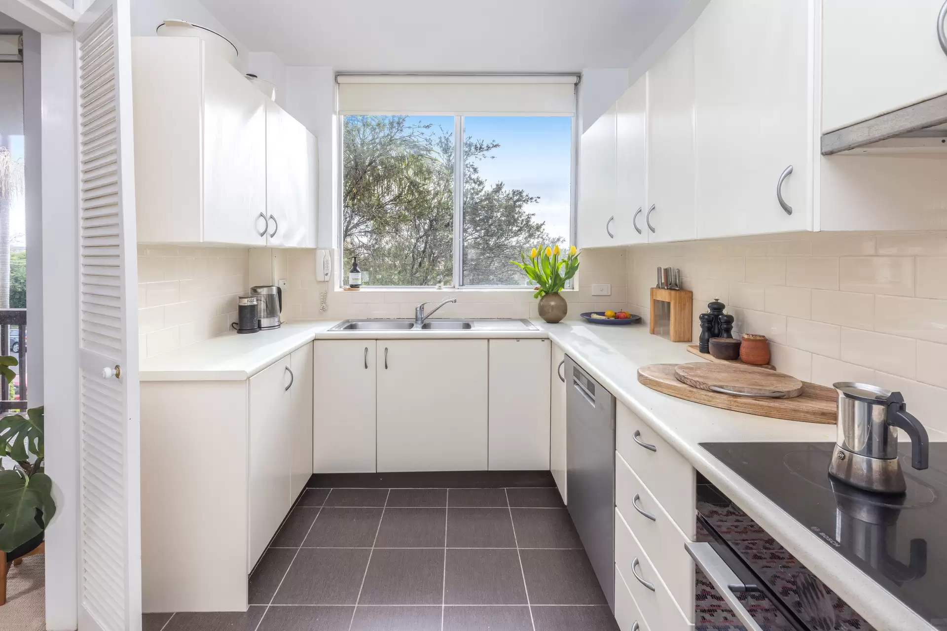 4/57-59 Grasmere Road, Cremorne Auction by Aurora Property - image 4
