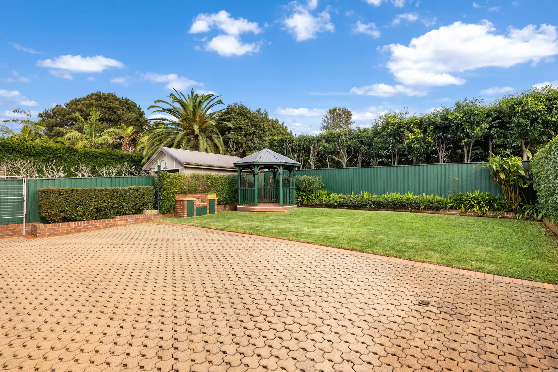 8 Weetalibah Road, Northbridge For Lease by Aurora Property - image 11