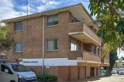 4/4 First Avenue, Eastwood Leased by Aurora Property