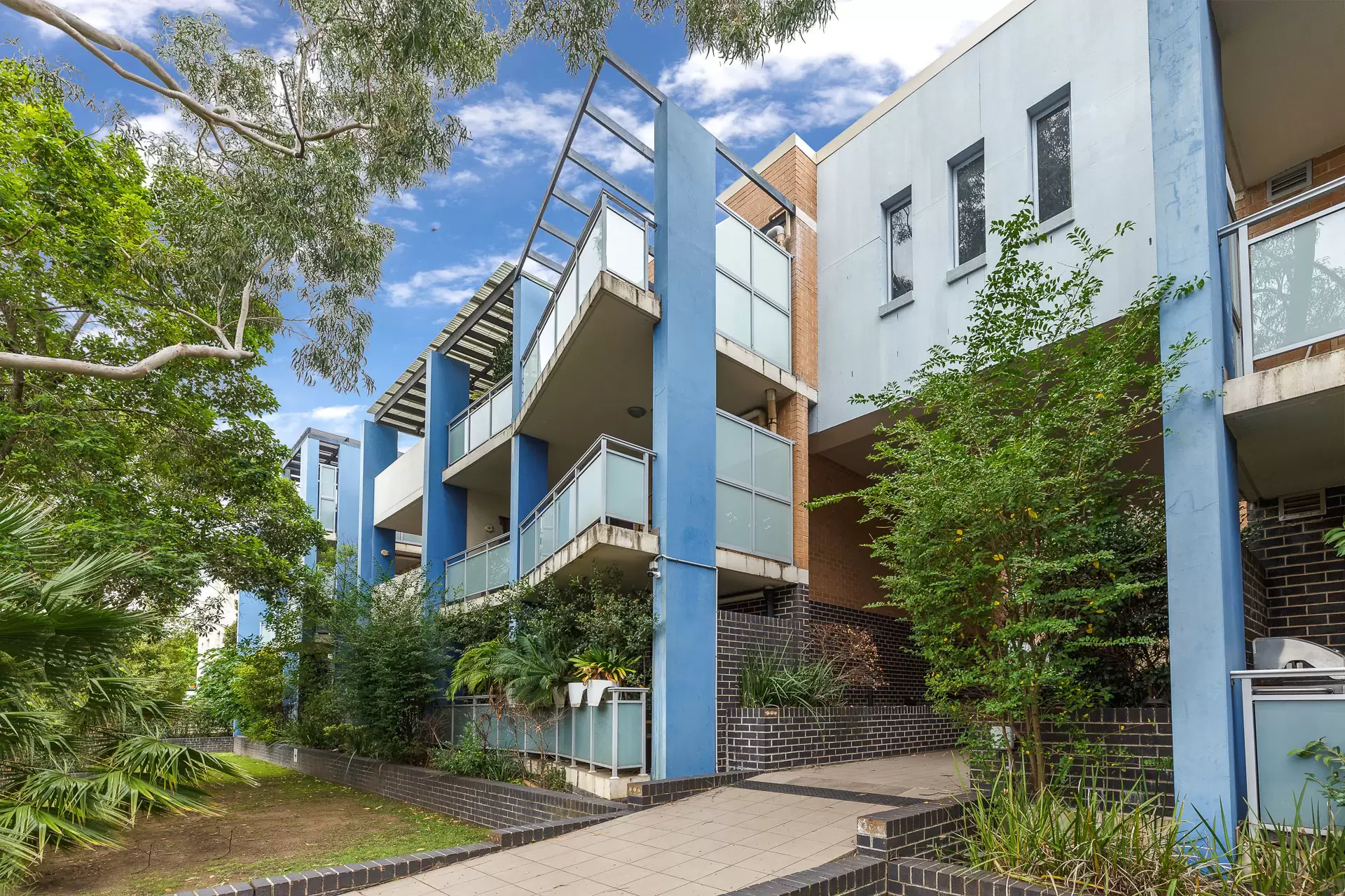 13/52-58 Courallie Avenue, Homebush West For Lease by Aurora Property - image 1