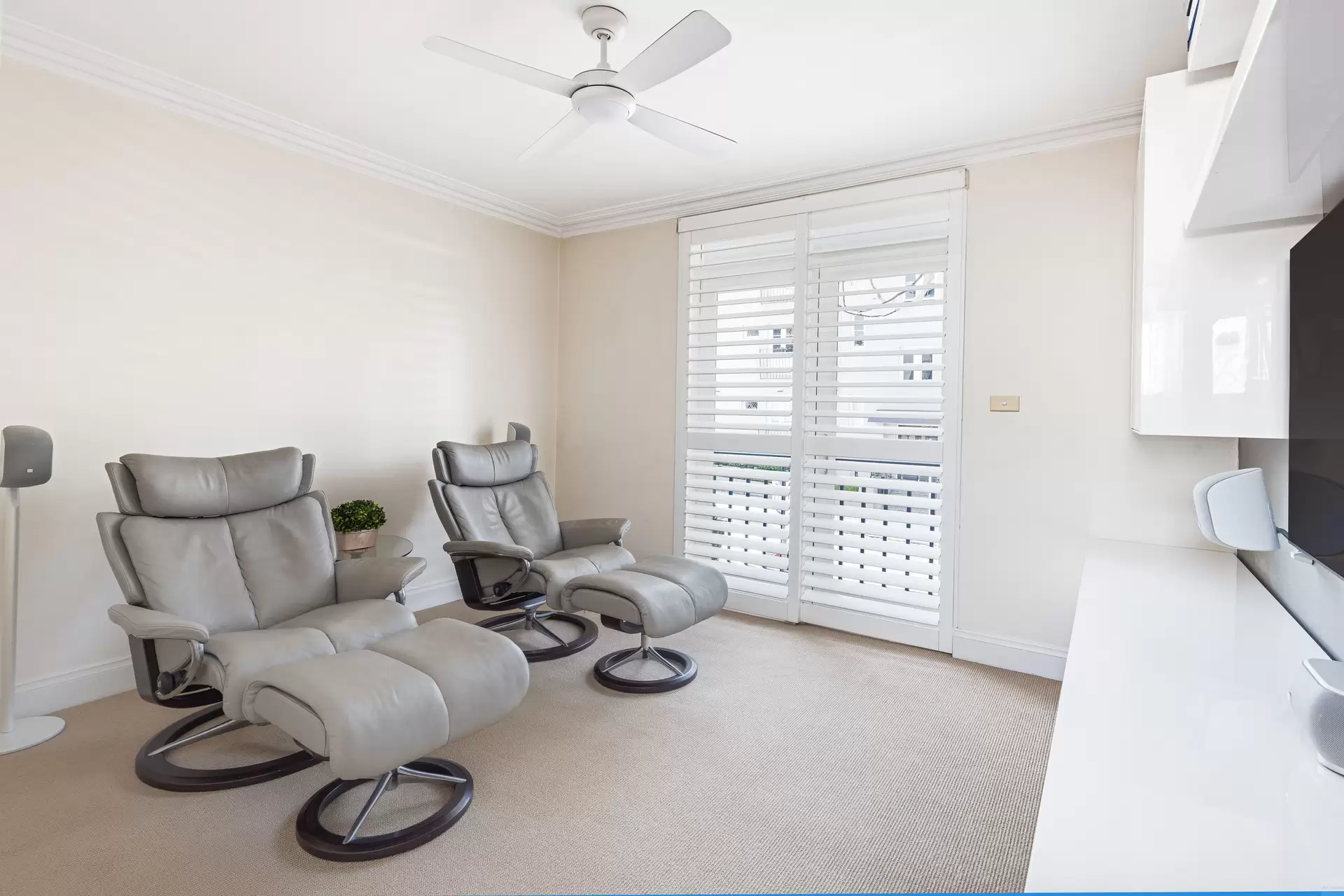 2/52-56 Jeffreys Street, Kirribilli Sold by Aurora Property - image 9