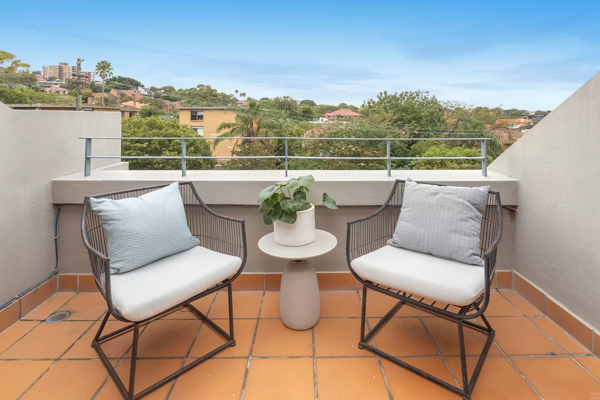 4/10-12 Ben Boyd Road, Neutral Bay Auction by Aurora Property - image 8