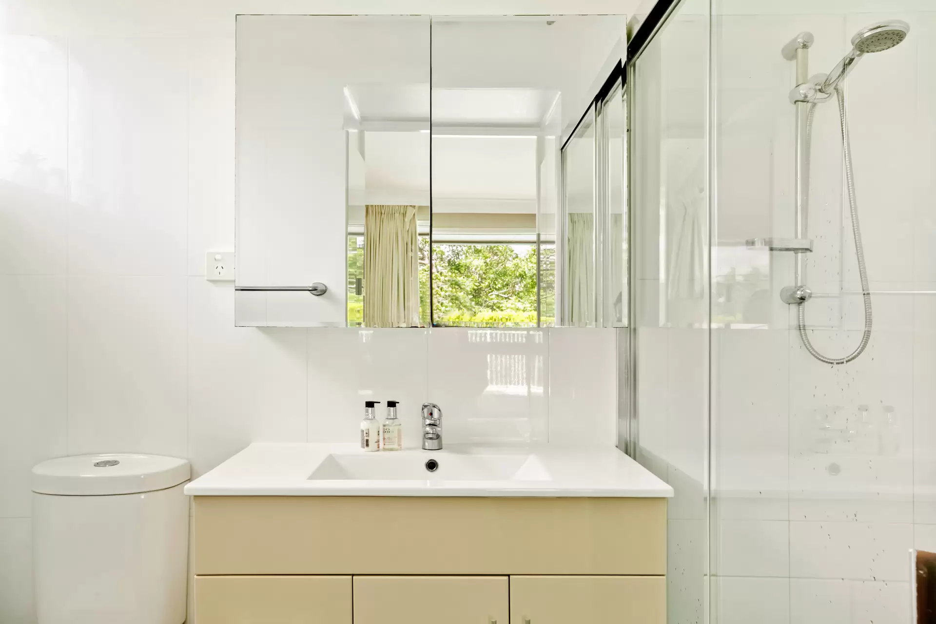 4 Knight Place, Castlecrag For Lease by Aurora Property - image 8