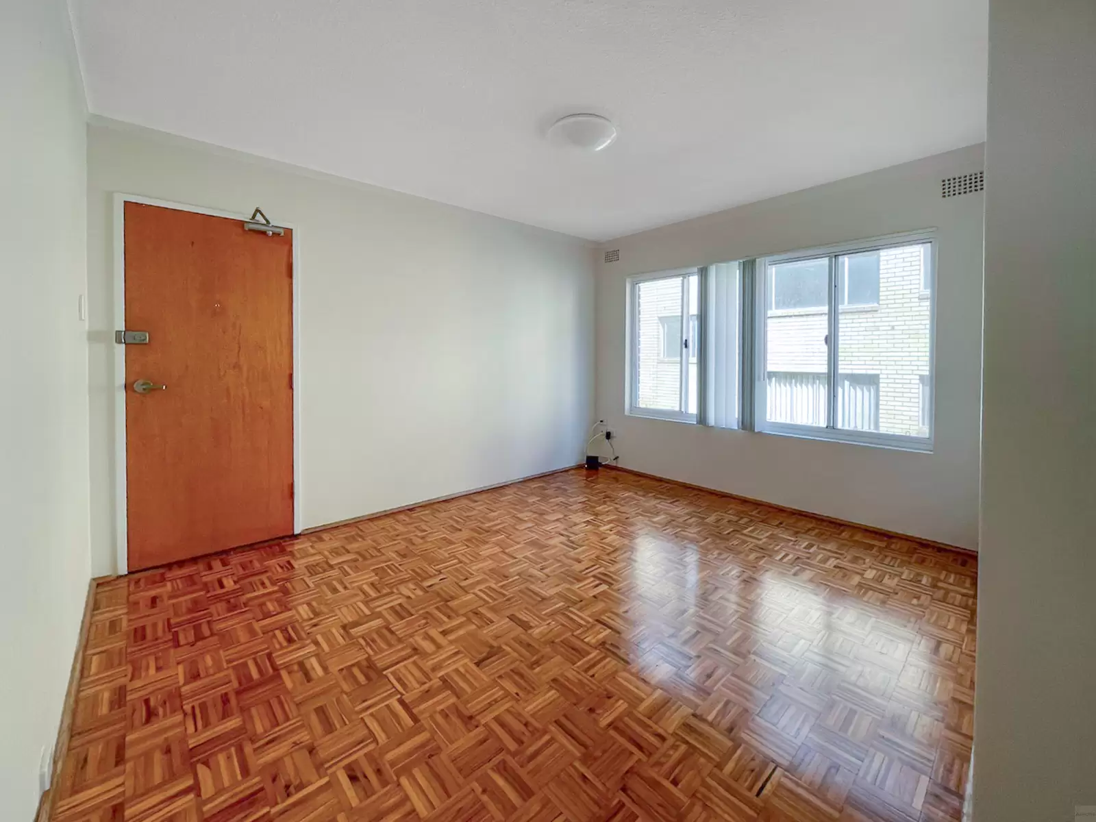 2/43 Doomben Avenue, Eastwood For Lease by Aurora Property - image 2