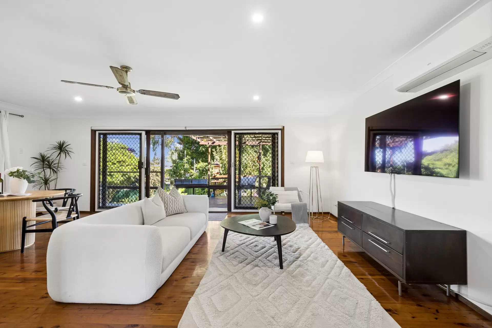 8 Georgian Avenue, Carlingford Auction by Aurora Property - image 3