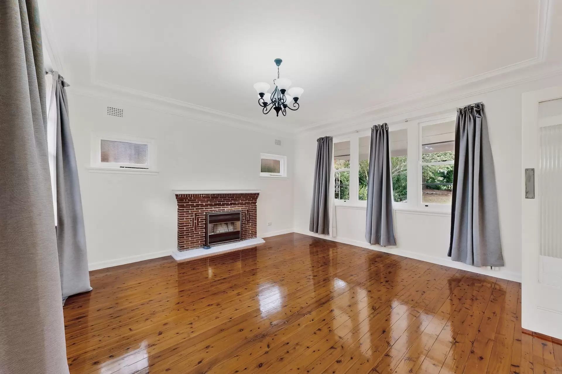42 Threlfall Street, Eastwood For Lease by Aurora Property - image 3