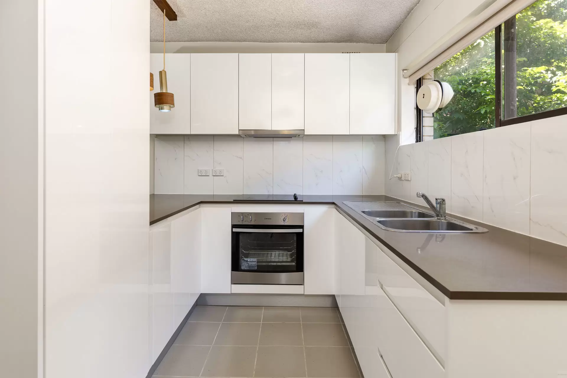 2/69 Oxford Street, Epping For Lease by Aurora Property - image 2