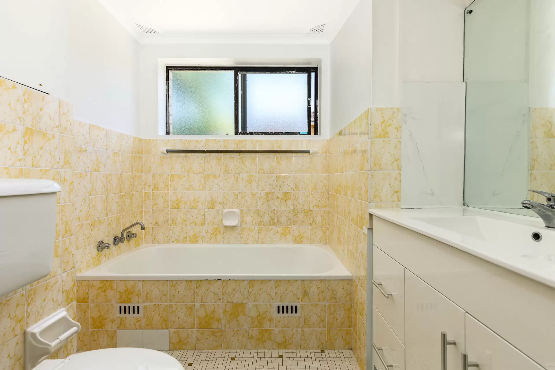2/69 Oxford Street, Epping For Lease by Aurora Property - image 5